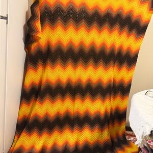 Vintage Vibrant chevron Zigzag Crochet Blanket afghan throw 1970s   54”X66”